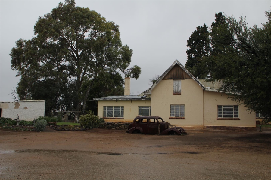 4 Bedroom Property for Sale in Fraserburg Rural Northern Cape